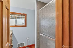 19422 Soundview Dr NW, Stanwood, WA 98292 - Photo 21