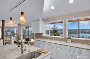 13542 40th Ave NE, Seattle, WA 98125 - Photo 15