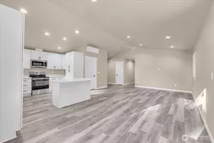 61 E Panorama Dr, Shelton, WA 98584 - Photo 11