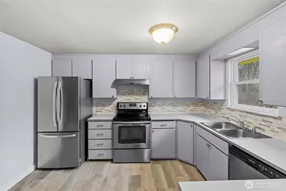 4606 222nd Street Ct E, Spanaway, WA 98387 - Photo 13