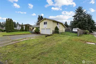 4606 222nd St Ct E, Spanaway, WA 98387 - Photo 3