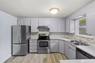 4606 222nd St Ct E, Spanaway, WA 98387 - Photo 11