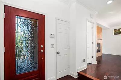 126 6th Court, Kirkland, WA 98033 - Photo 3