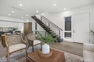 1114 26th Ave, Seattle, WA 98122 - Photo 9