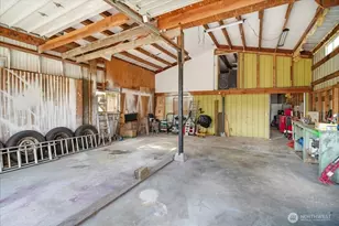 913 S 3rd Ave, Kelso, WA 98626 - Photo 19