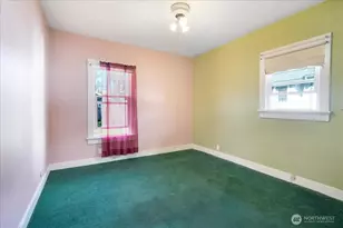 913 S 3rd Ave, Kelso, WA 98626 - Photo 13