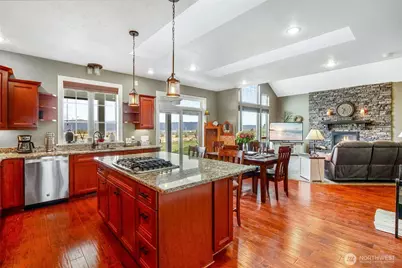 10410 Northern Avenue NE, Coulee City, WA 99115 - Photo 11