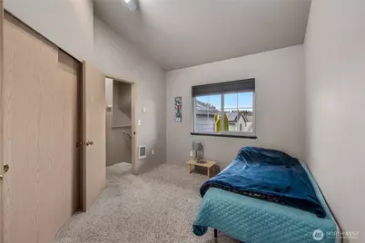 6304 Barstow SE #7, Lacey, WA 98513 - Photo 19