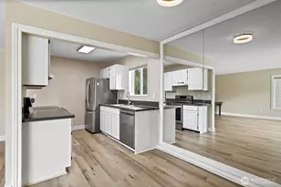 5021 Ripley Ln N, Renton, WA 98056 - Photo 9