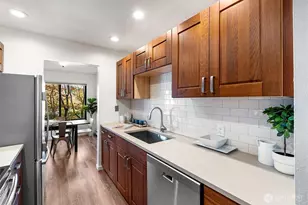 2550 Thorndyke Ave W, Seattle, WA 98199 - Photo 15