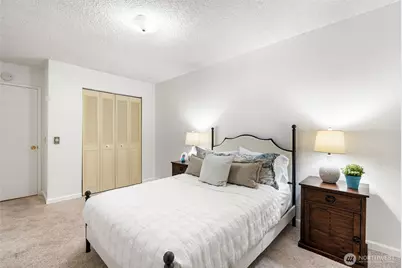 2550 Thorndyke Avenue W #103, Seattle, WA 98199 - Photo 25