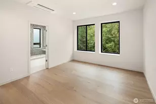 270 118th Ave SE, Bellevue, WA 98005 - Photo 13