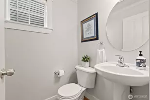 121 21st Ave E, Seattle, WA 98112 - Photo 19