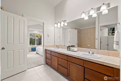 121 21st Avenue E #C, Seattle, WA 98112 - Photo 25