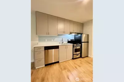 2249 NE 46th Street, Seattle, WA 98105 - Photo 9