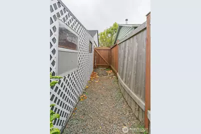 1612 22nd Street, Anacortes, WA 98221 - Photo 37