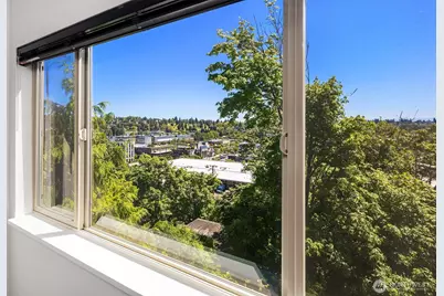 2233 NE 46th Street, Seattle, WA 98105 - Photo 9