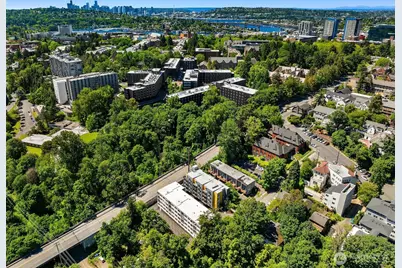 2233 NE 46th Street, Seattle, WA 98105 - Photo 5