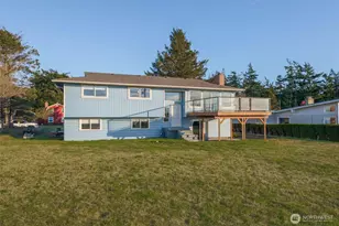 1975 Island View Rd, Oak Harbor, WA 98277 - Photo 33