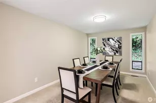 17606 NE 27th St, Redmond, WA 98052 - Photo 11