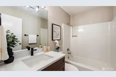 17606 NE 27th Street, Redmond, WA 98052 - Photo 25