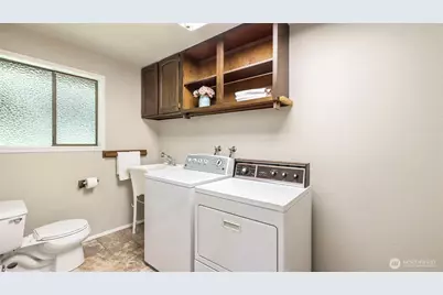 17606 NE 27th Street, Redmond, WA 98052 - Photo 27