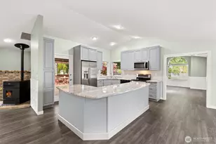 4225 26th Ave NE, Olympia, WA 98516 - Photo 9