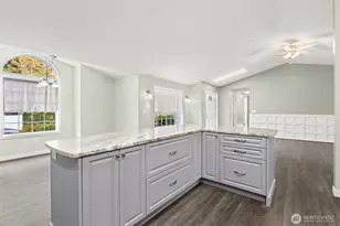 4225 26th Ave NE, Olympia, WA 98516 - Photo 11