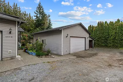 12315 Alexander Road, Everett, WA 98204 - Photo 3