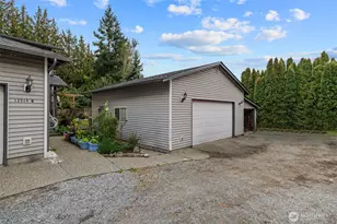 12315 Alexander Rd, Everett, WA 98204 - Photo 3