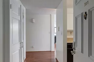 9500 Rainier Ave S, Seattle, WA 98118 - Photo 5