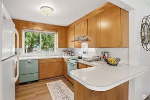 31430 W Lake Morton Dr SE, Kent, WA 98042 - Photo 9