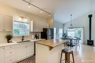 41 Central Ave, Pacific Beach, WA 98571 - Photo 9