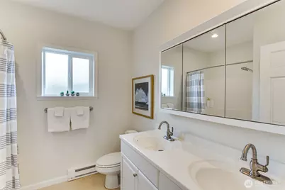 41 Central Avenue, Pacific Beach, WA 98571 - Photo 17