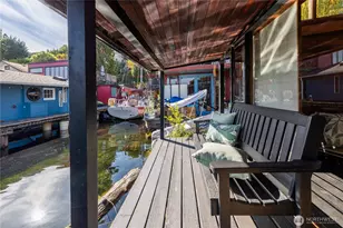 3130 Portage Bay Pl E, Seattle, WA 98102 - Photo 15