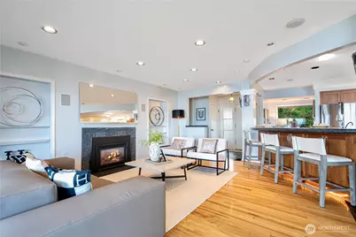 2045 Rose Point Lane, Kirkland, WA 98033 - Photo 7