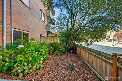 2301 NE 65th Street #202, Seattle, WA 98115 - Photo 19