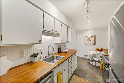 2301 NE 65th Street #202, Seattle, WA 98115 - Photo 5