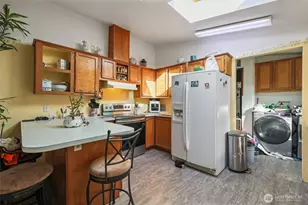 208 W Orchard St, Oakville, WA 98568 - Photo 5