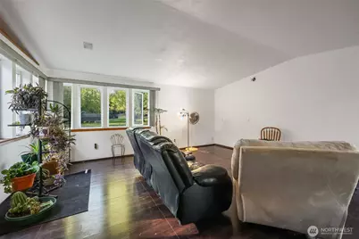 208 W Orchard Street, Oakville, WA 98568 - Photo 9