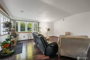 208 W Orchard St, Oakville, WA 98568 - Photo 9