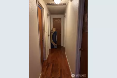 821 195th Street, Shoreline, WA 89155 - Photo 17