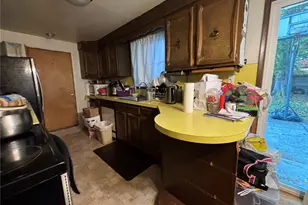 821 195th St, Shoreline, WA 89155 - Photo 17