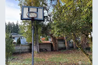 821 195th Street, Shoreline, WA 89155 - Photo 23