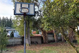 821 195th St, Shoreline, WA 89155 - Photo 23