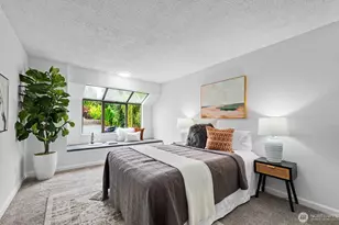 1740 NE 86th St, Seattle, WA 98115 - Photo 13