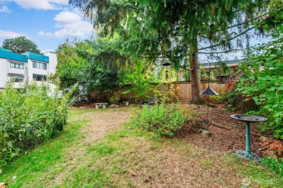 1740 NE 86th Street #215, Seattle, WA 98115 - Photo 23