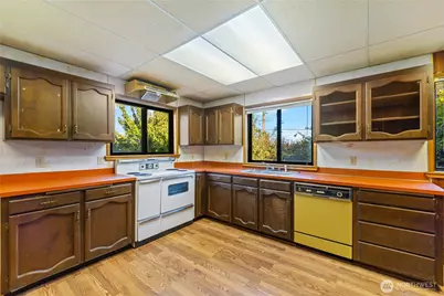 27193 State Route 20, Oak Harbor, WA 98277 - Photo 5