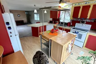 15219 50th St E, Sumner, WA 98390 - Photo 7