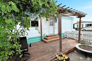 15219 50th St E, Sumner, WA 98390 - Photo 3